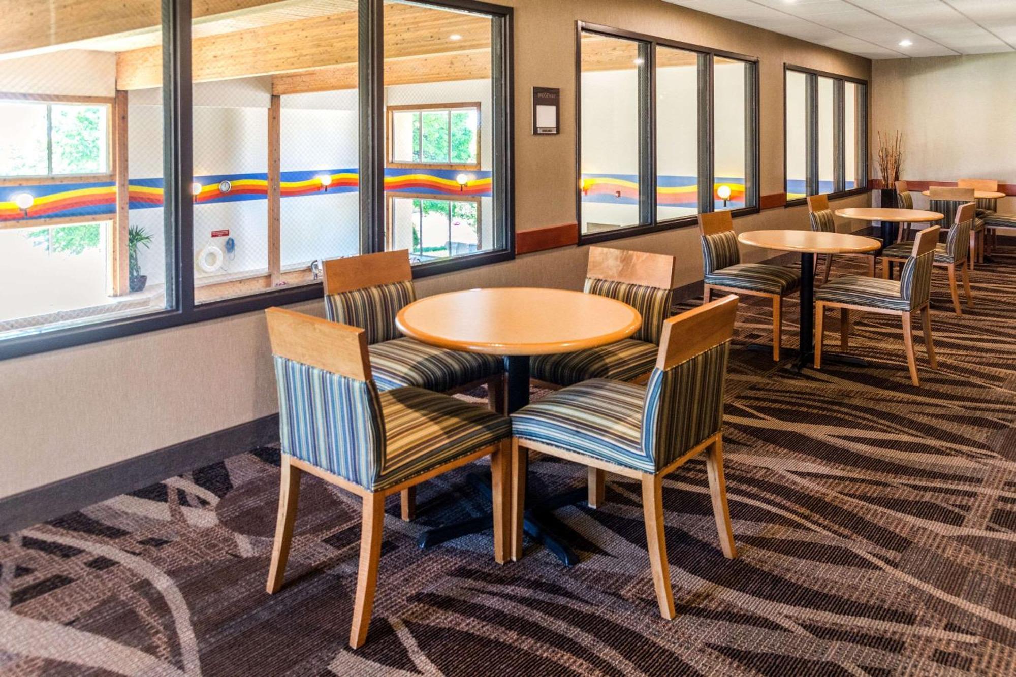 Comfort Inn West Duluth Exterior photo