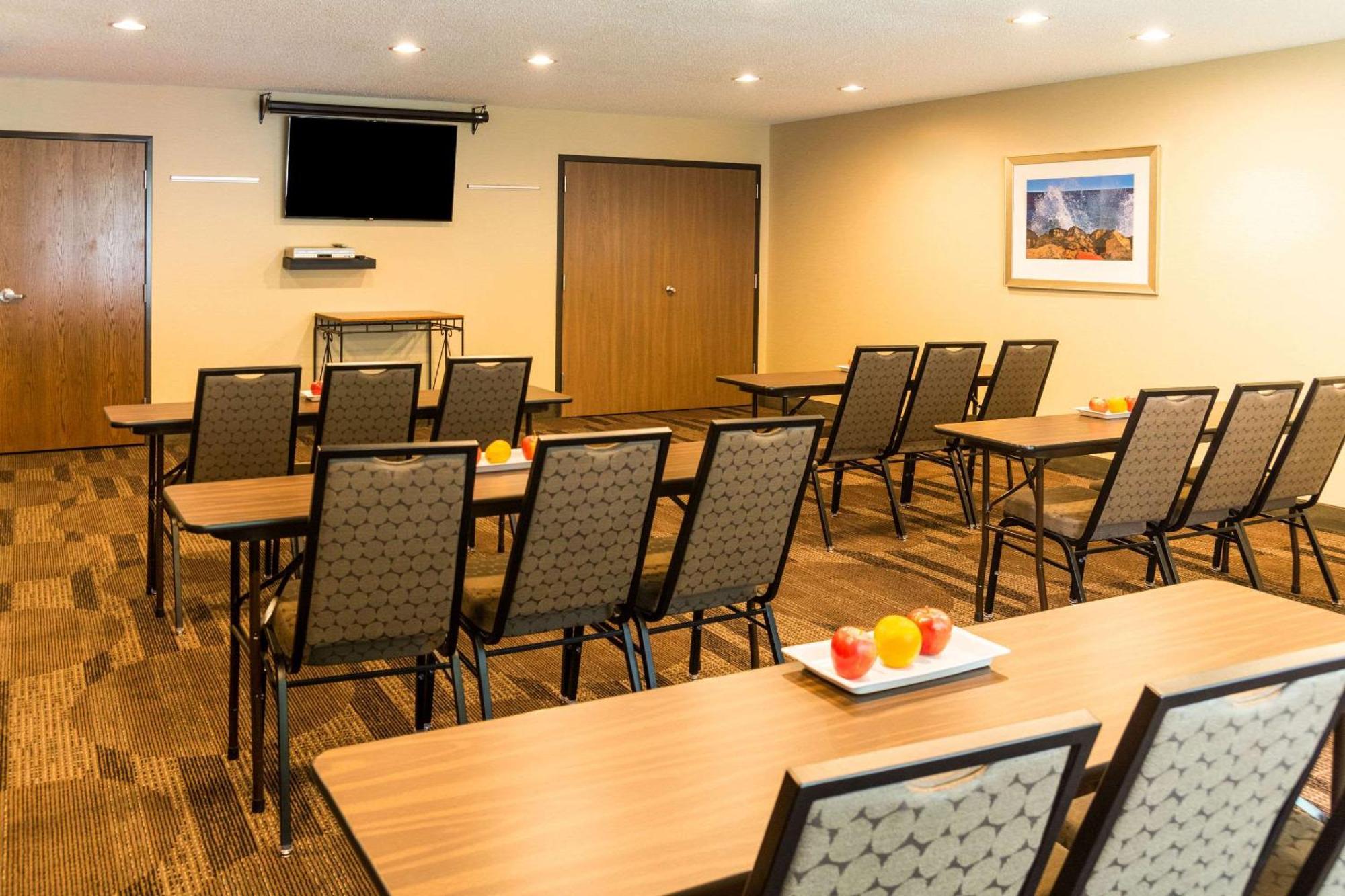 Comfort Inn West Duluth Exterior photo