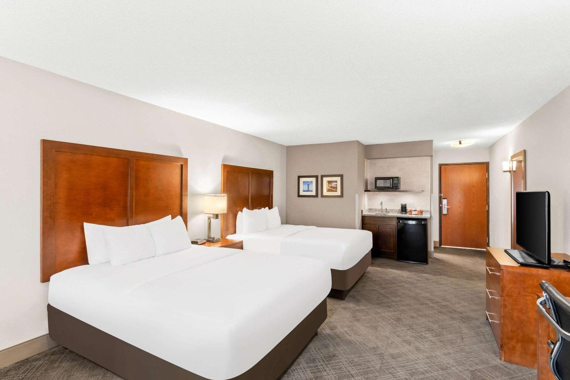 Comfort Inn West Duluth Exterior photo