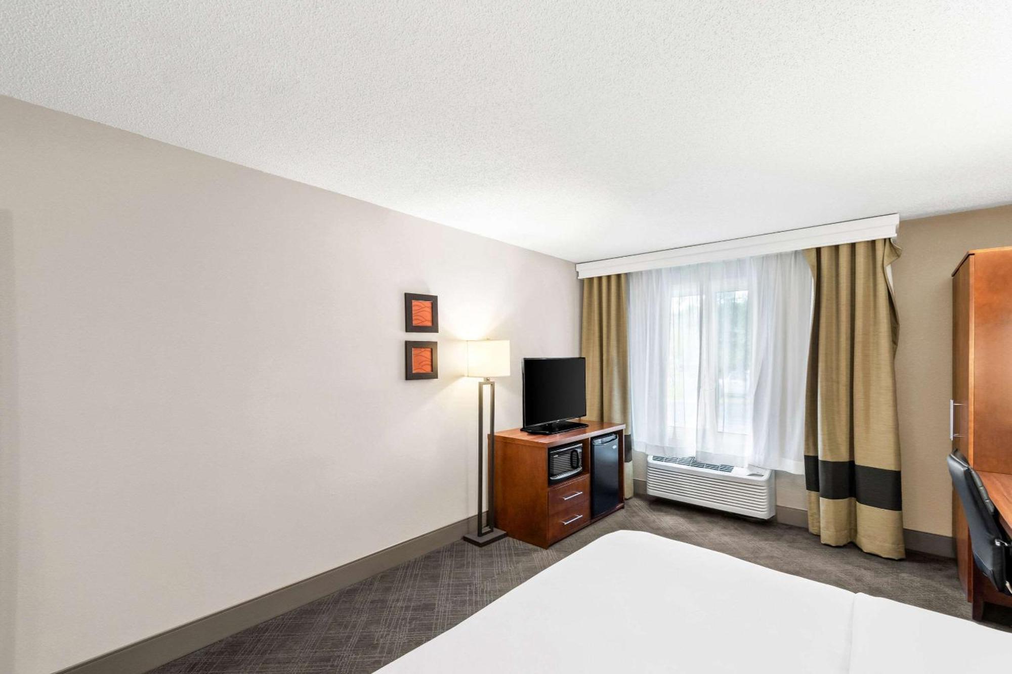 Comfort Inn West Duluth Exterior photo