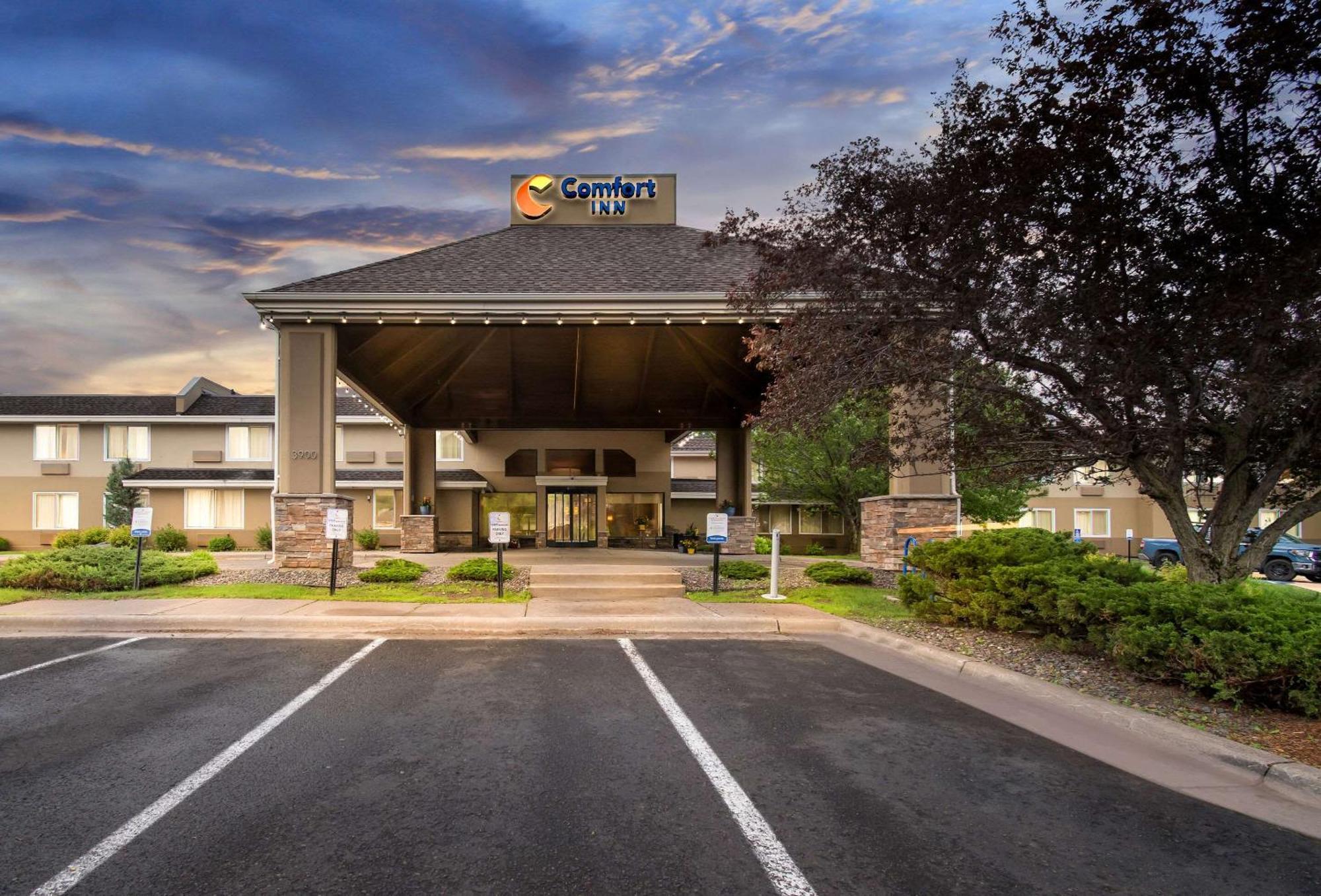 Comfort Inn West Duluth Exterior photo